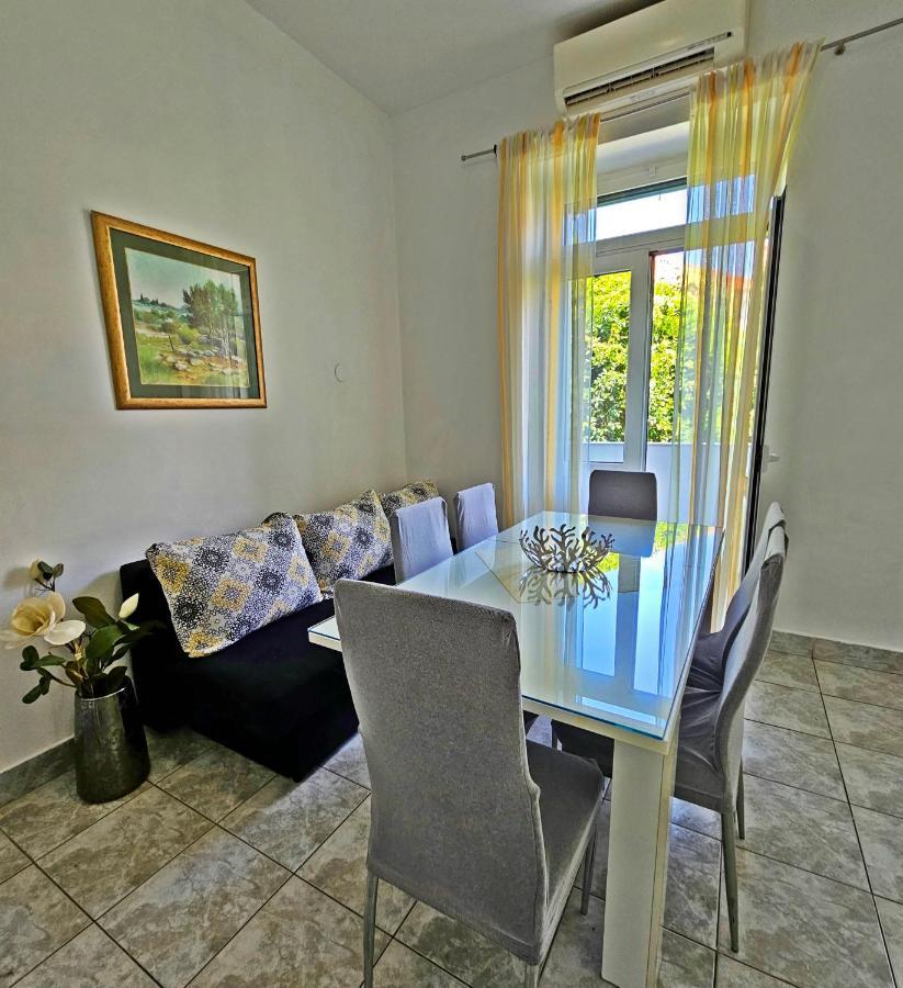 Apartment Nina Marie Spalato Esterno foto